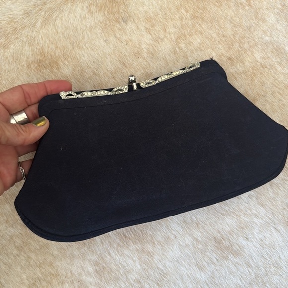 Vintage L & M Spotlight dark
Blue Silver Rhinestone clutch bag